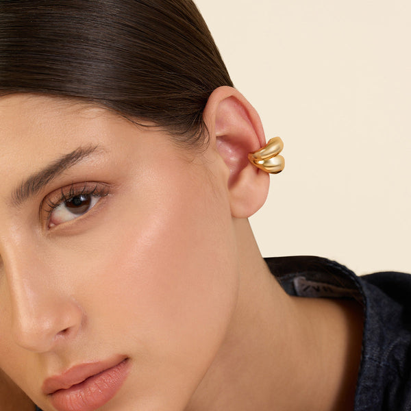 Isharya Gold Bubble Ear Cuff Earrings Gold