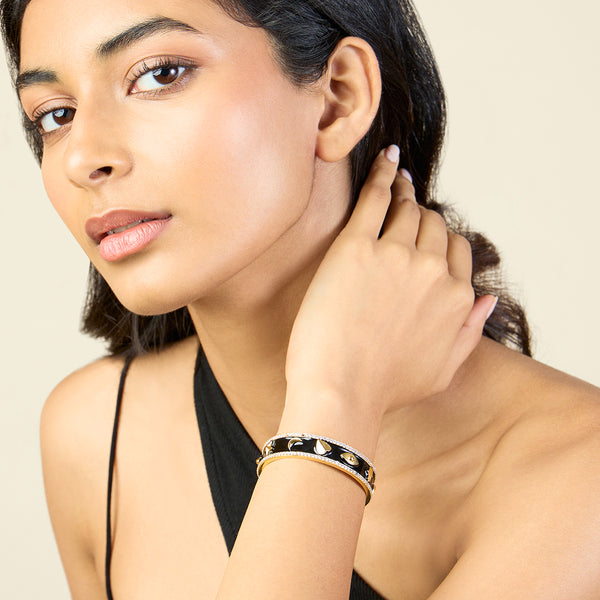 Isharya Lucky Charms Black Bangle Bangle XS