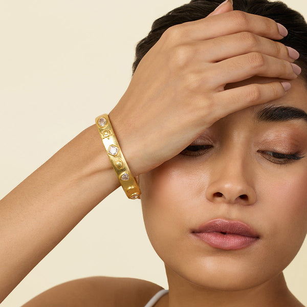 isharya Mirror Oval Hinge Bangle Bangle