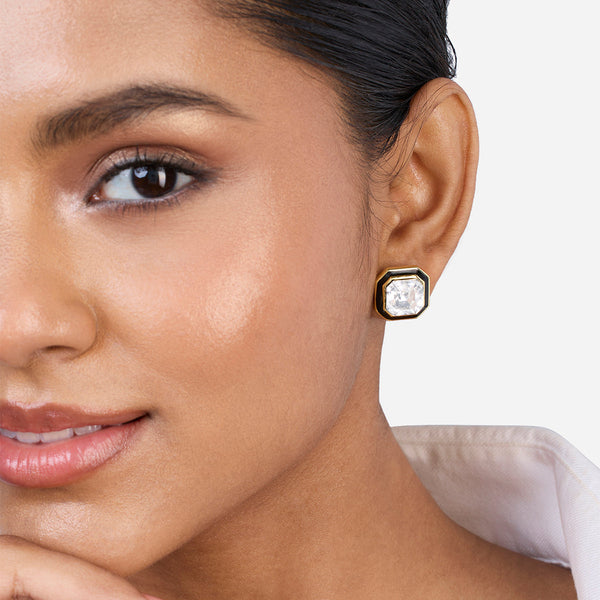 isharya Moss Gold Octa Crystal Studs Earrings Gold