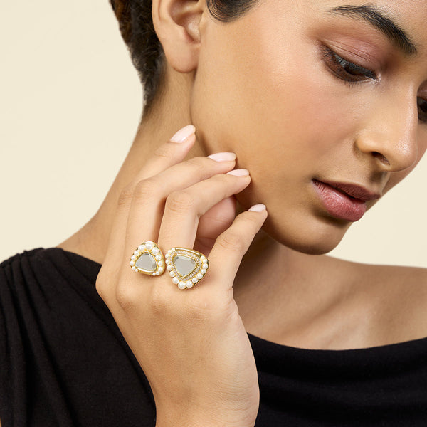 isharya Noori Two Finger Ring Rings