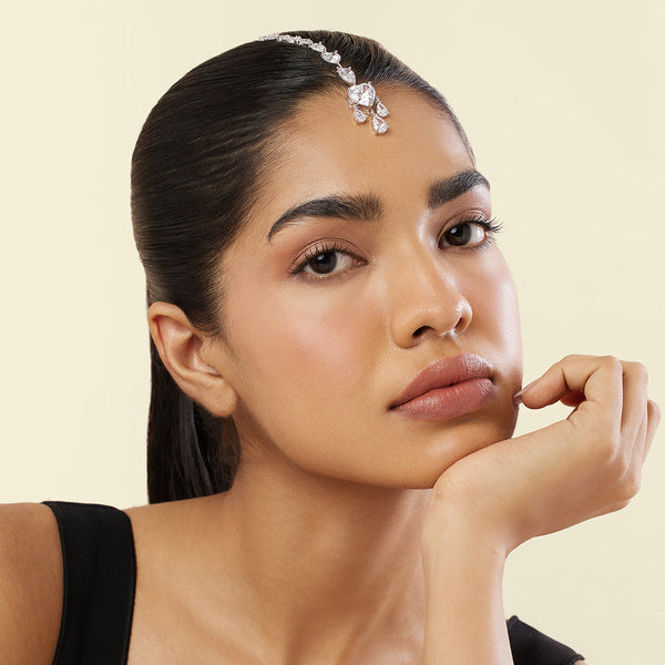 Isharya Opulent Luminescence Maangtikka Head Gear