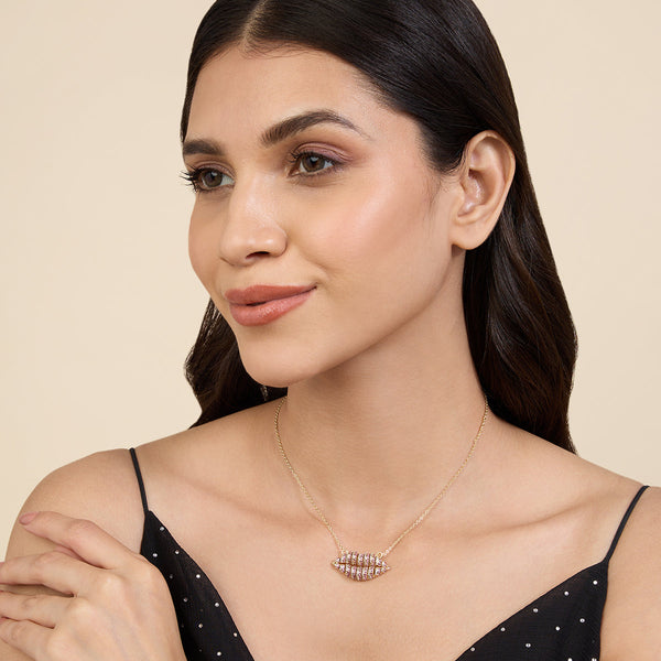 Isharya Party Pout Necklace Necklaces