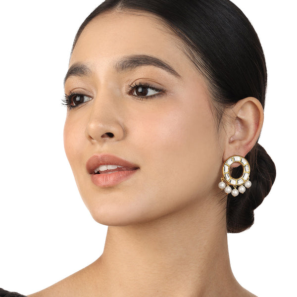 Isharya Perla Chandbali Earrings Earrings Gold