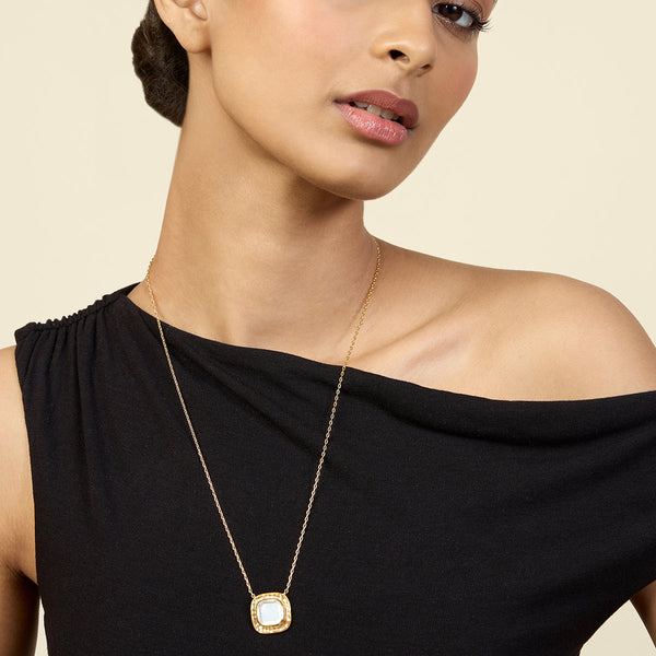 isharya Rozana Pendant Necklace Necklaces