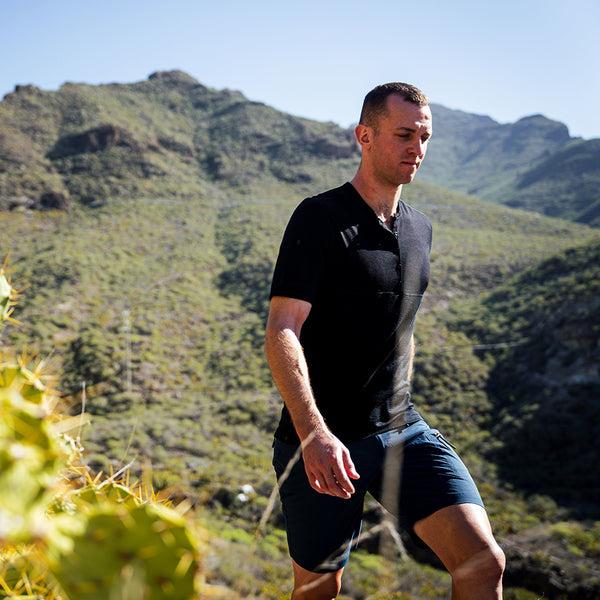 Isobaa Mens Merino 180 SS Hiking Top (Black)