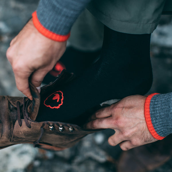 Isobaa Merino Blend Everyday Socks (3 Pack - Black)