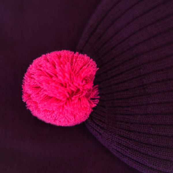 Isobaa Merino Bobble Beanie (Wine/Fuchsia)