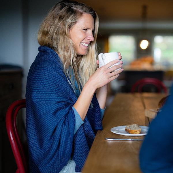 Isobaa Merino Jacquard Shawl (Navy/Denim)