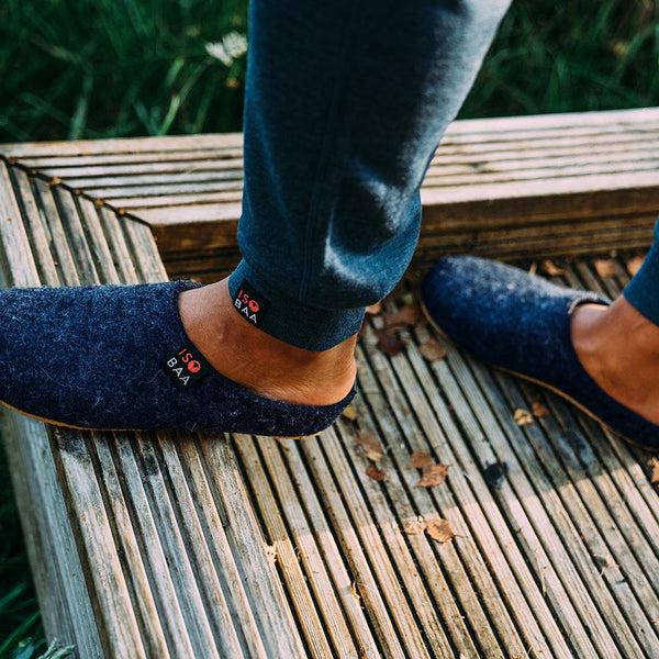 Isobaa Merino Wool Blend Slippers (Navy/Orange)