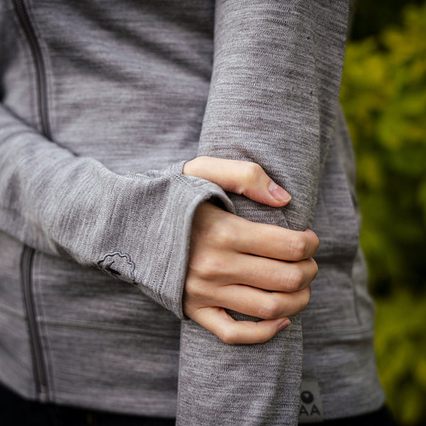 Isobaa Womens IsoSoft 240 Hoodie (Grey)