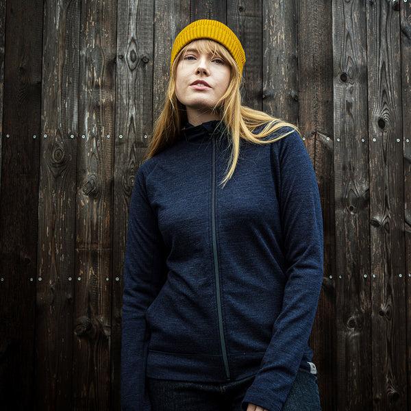 Isobaa Womens IsoSoft 240 Hoodie (Navy)