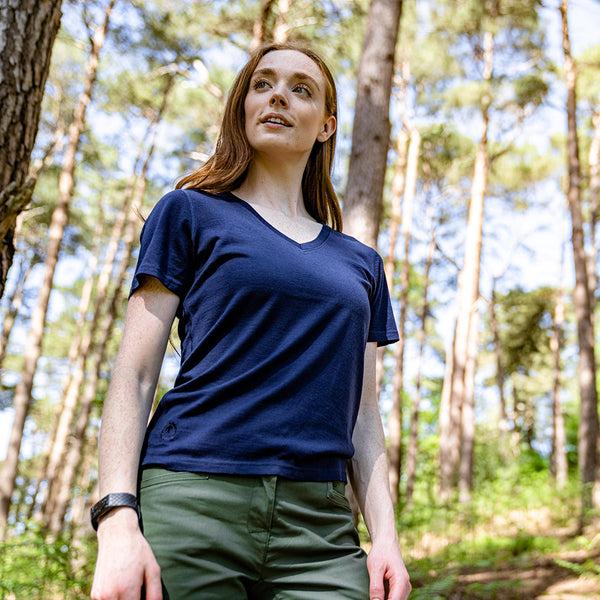 isobaa Womens Merino 150 V-Neck Tee (Navy)