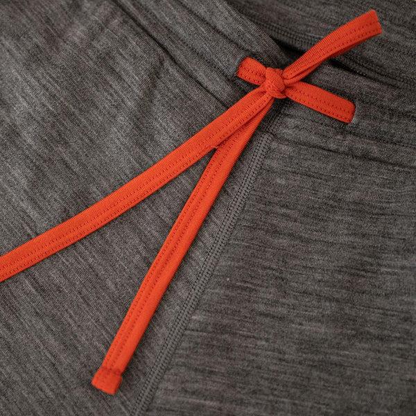 Isobaa Womens Merino 200 Shorts (Charcoal)