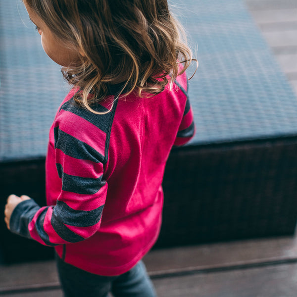 Isobaa Kids Merino Blend 200 Long Sleeve Crew (Stripe Fuchsia/Smoke)