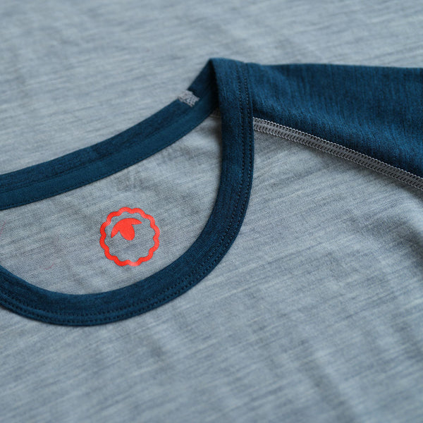 Isobaa Mens Merino 150 Raglan Baseball Tee (Cloud/Petrol)
