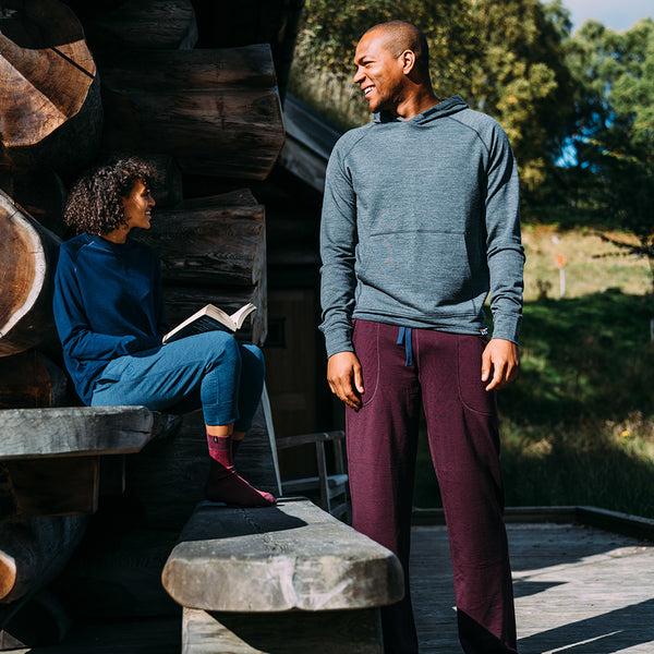 Isobaa Mens Merino 260 Lounge Loose Joggers (Wine/Navy)