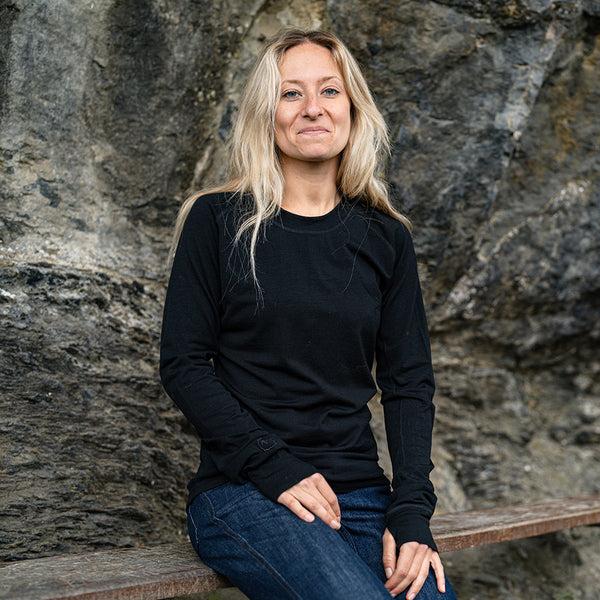 Isobaa Womens 160 Merino Active Long Sleeve Crew (Black)