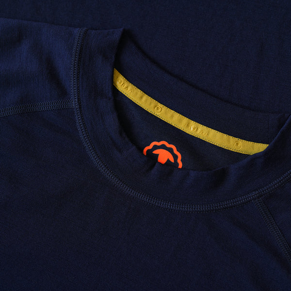 Isobaa Womens 160 Merino Active Long Sleeve Crew (Navy)