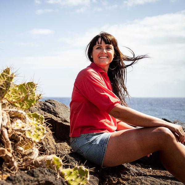 Isobaa Womens Merino 120 Ultrafine Cropped Blouse (Coral)