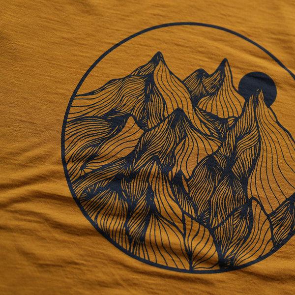 Isobaa Womens Merino 150 Mountains Tee (Mustard/Navy)