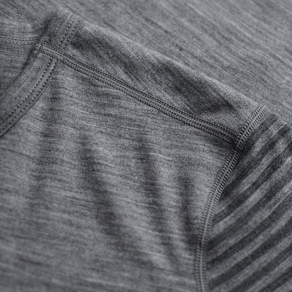 Isobaa Womens Merino 180 Long Sleeve Crew (Stripe Charcoal/Smoke)