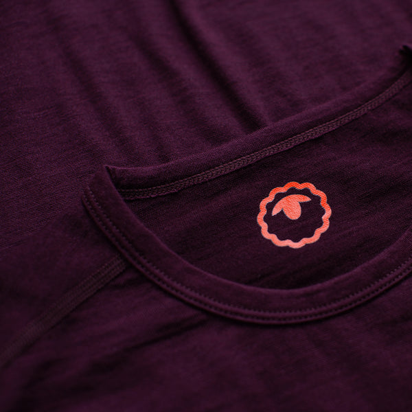 Isobaa Womens Merino 180 Long Sleeve Crew (Stripe Wine/Fuchsia)