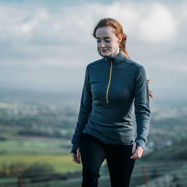 Isobaa Womens Merino 320 Long Sleeve Half Zip (Smoke/Lime)