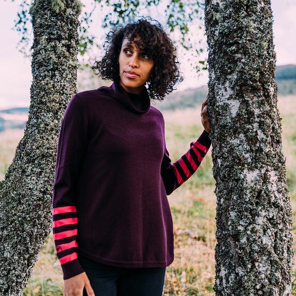 Isobaa Womens Merino Roll Neck Sweater (Wine/Fuchsia)
