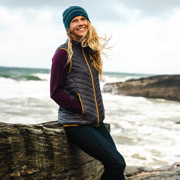 Isobaa Womens Merino Wool Insulated Gilet (Smoke/Mustard)