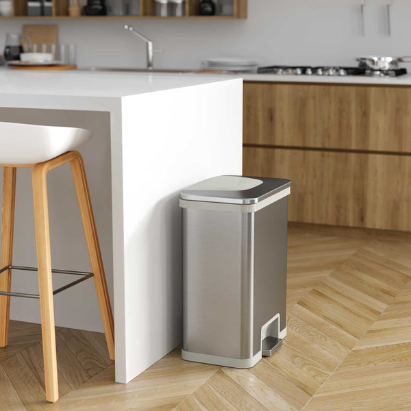 Itouchless 13 Gallon AutoStep Self-Contained Electric-Motor Sensor Kitchen Trash Can With AbsorbX (White Trim)