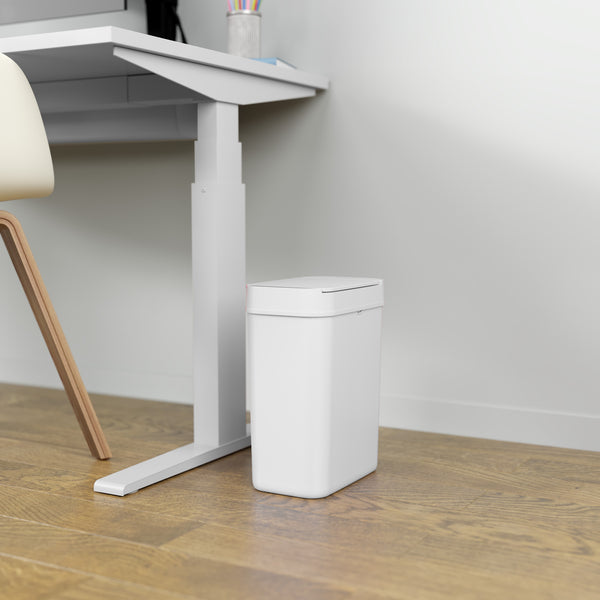 Itouchless 3 Gallon / 10 Liter White Plastic Self-Contained Electric-Motor Sensor Bathroom Trash Can
