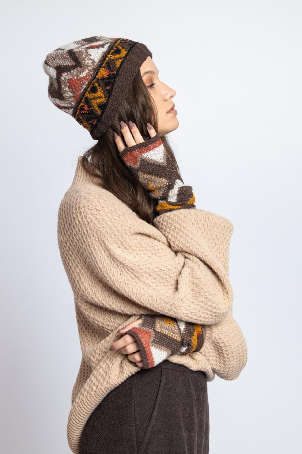 Ivko Woman Cap Artistic Pattern Nougat