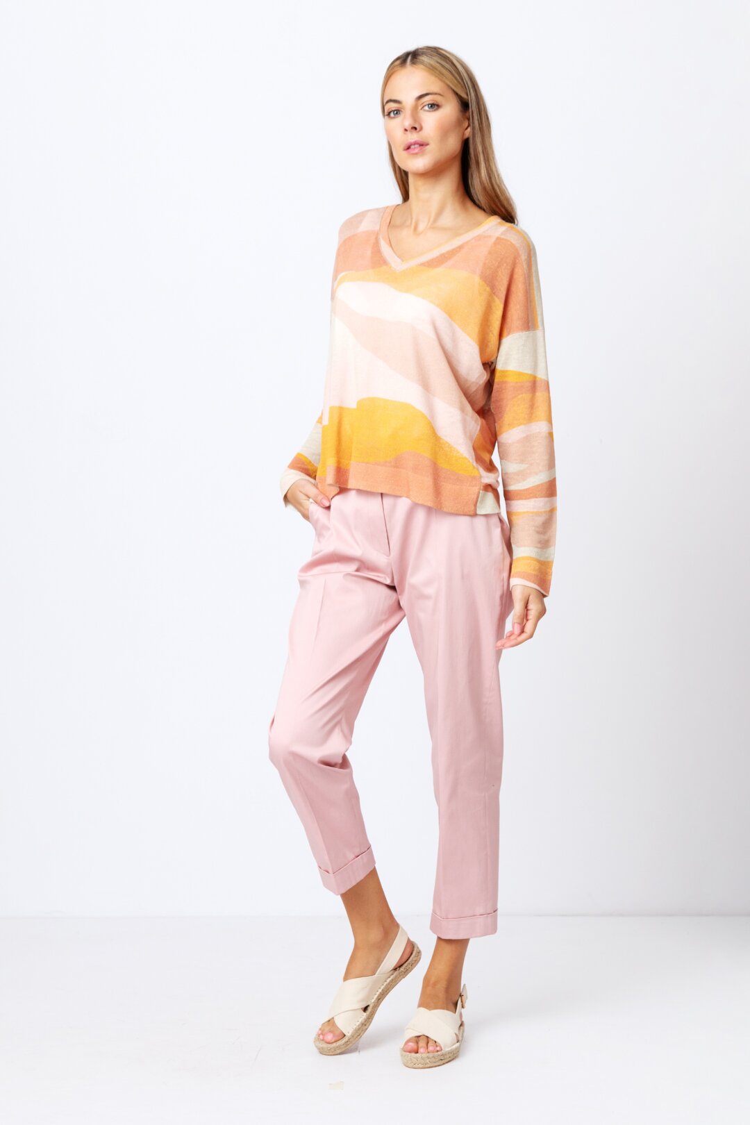 Ivko Woman Printed Pullover Graphics Motif Nougat