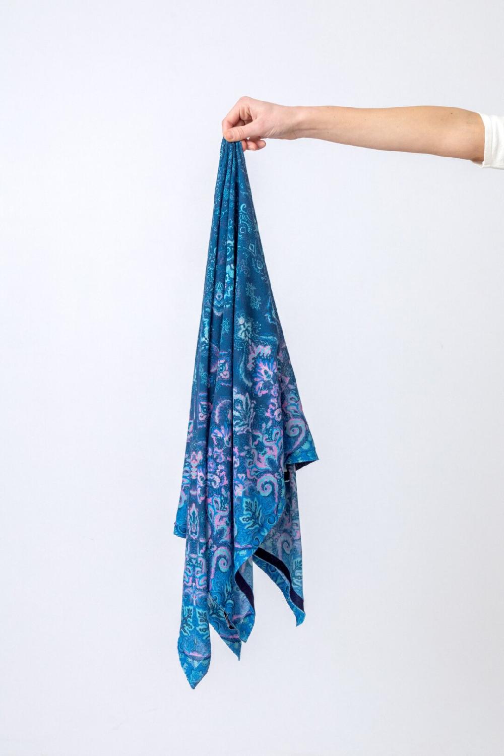 ivko woman Printed Shawl Ornament Motif Navy