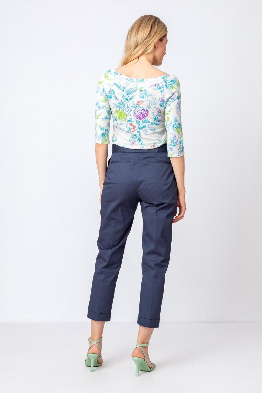 Ivko Woman V Neck Pullover Floral Motif Off-White