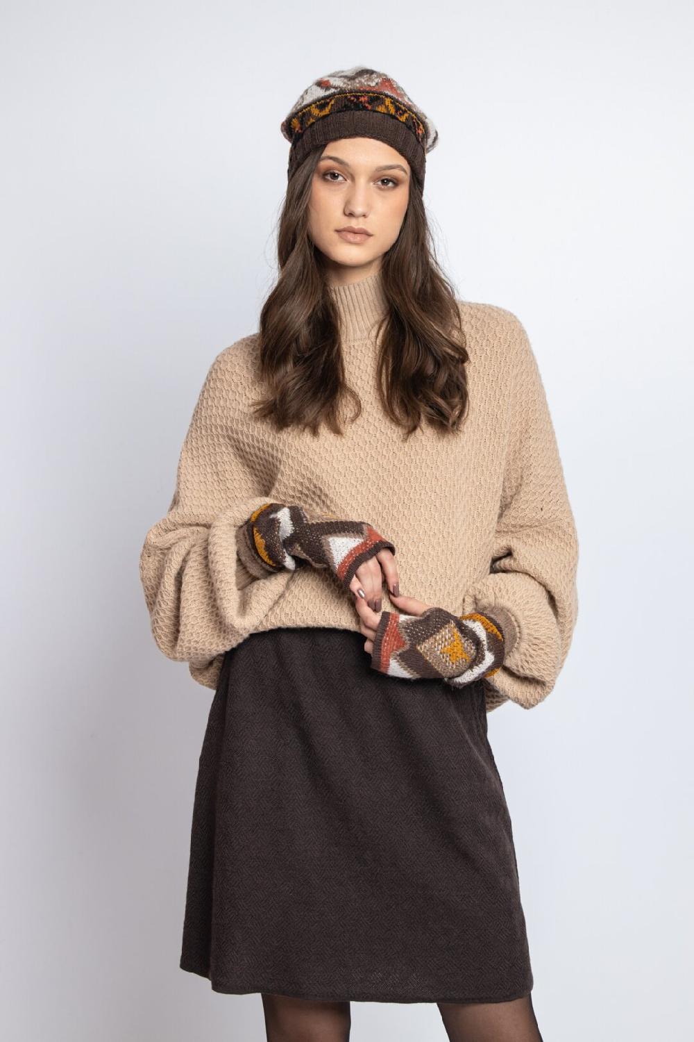 Ivko Woman Wrist Warmers Artistic Pattern Nougat