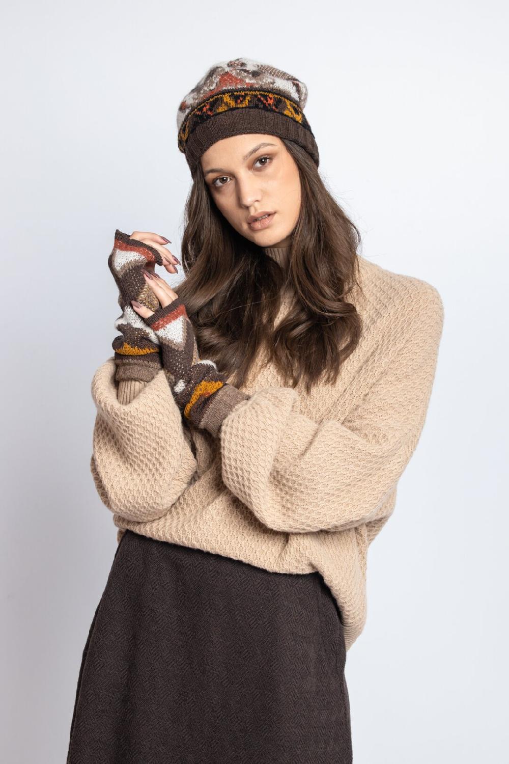 Ivko Woman Wrist Warmers Artistic Pattern Nougat