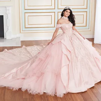 ivory rose Princesa by Ariana Vara PR70102