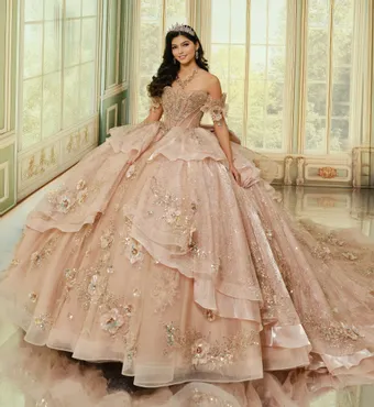 ivory rose Princesa by Ariana Vara PR70106