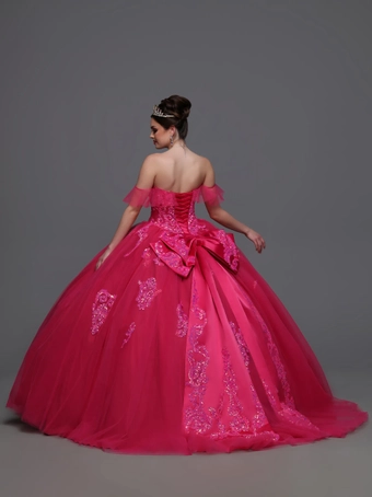 Ivory Rose Q By DaVinci 80632