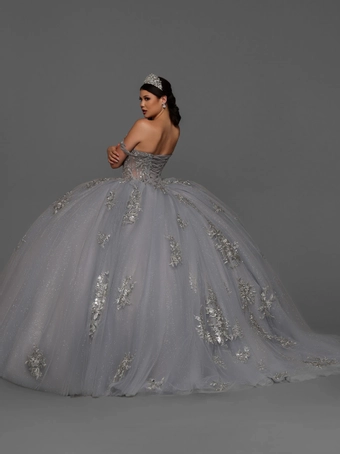 Ivory Rose Q By DaVinci 80640