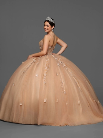 Ivory Rose Q By DaVinci 80646