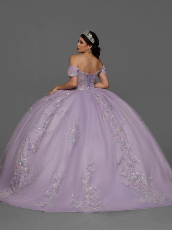 Ivory Rose Q By DaVinci 80654