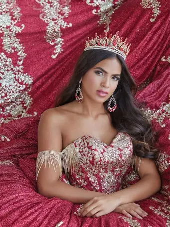 Ivory Rose Quince 26053