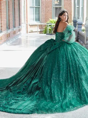 Ivory Rose Quince 26054