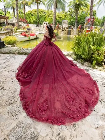 Ivory Rose Quince 26105