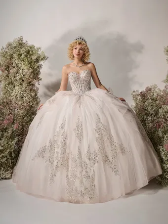 ivory Rose Quince 26116