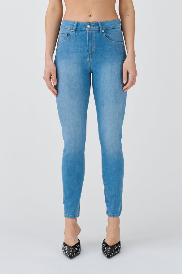 ivy copenhagen IVY-Alexa Cropped Earth Jeans Wash Bright Cayenne Denim Blue