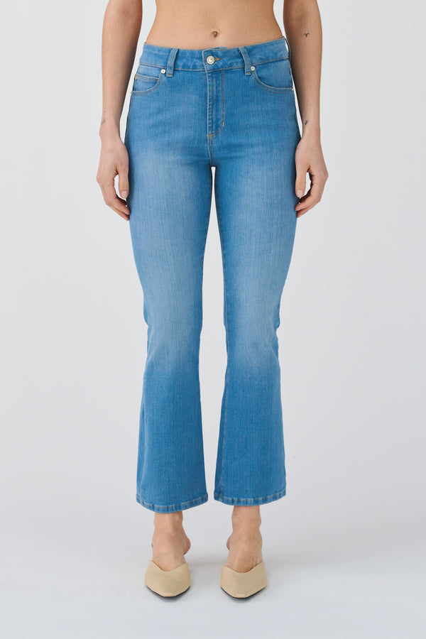 ivy copenhagen IVY-Johanna Earth Kick Flare Jeans Wash Bright Cayenne Denim Blue